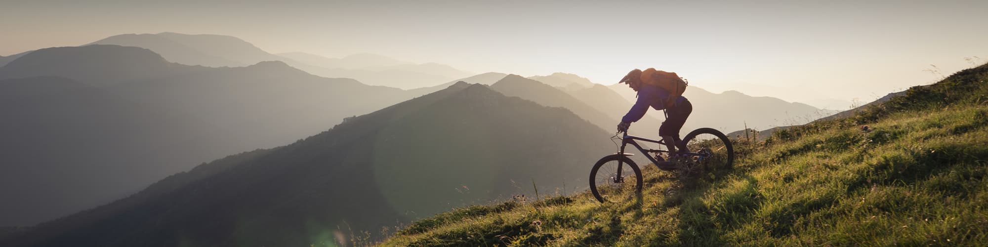 Randonnée VTT : trek et voyage VTT © ArtistGNDphotography