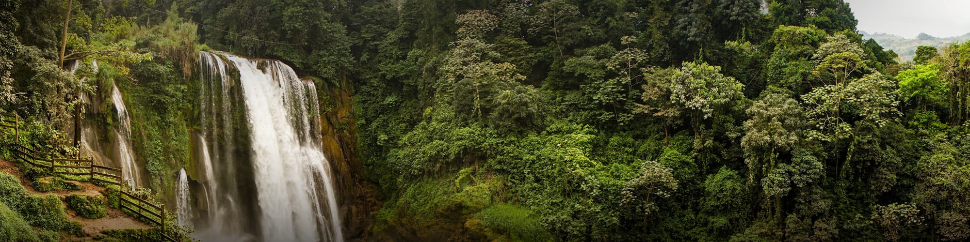 Trek au Honduras : circuit, randonnée et voyage © Christopher / Adobe Stock