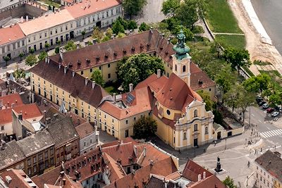 © Hotel Klastrom - Hotel Klastrom - Gyor - Hongrie Hotel Klastrom - Gyor - Hongrie
