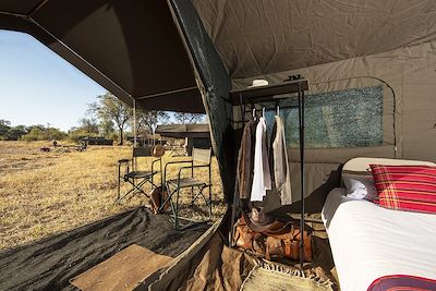 © Hervé Fourneau - Tente aménagée - Camp de brousse - Botswana Tente aménagée - Camp de brousse - Botswana