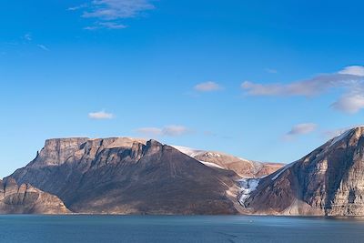 © Ruben / Adobe Stock - Île de Baffin - Nunavut - Canada Île de Baffin - Nunavut - Canada