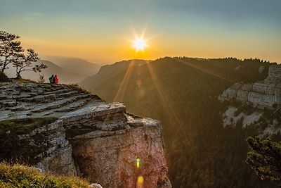 © Switzerland Tourism / Tamara Fehr - Creux du Van - Jura & Trois-Lacs - Suisse Creux du Van - Jura & Trois-Lacs - Suisse