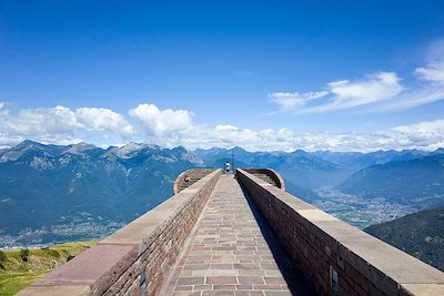 Vue sur le Monte Tamaro - Tessin - Suisse