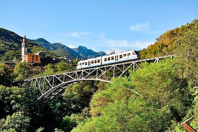 Train Centovalli - Intragna - Italie