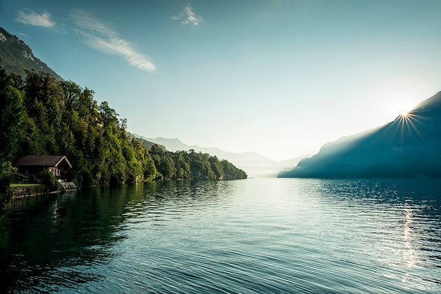 Voyage : La route des lacs de Montreux à Lucerne à vélo Voyage La route des lacs de Montreux à Lucerne à vélo