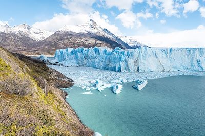© lenisecalleja / Adobe Stock - Glacier Perito Moreno - Patagonie - Argentine Glacier Perito Moreno - Patagonie - Argentine