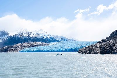 © NDM - Video Art / Adobe Stock - Glacier Grey - Patagonie - Chili Glacier Grey - Patagonie - Chili