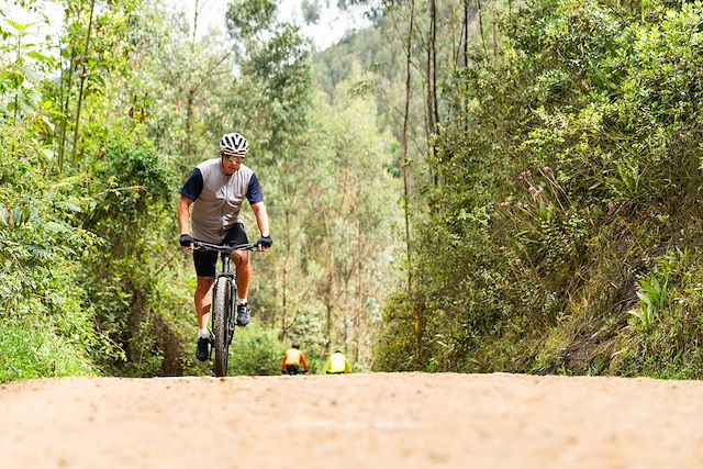 Voyage La Colombie à vélo électrique, la route du café