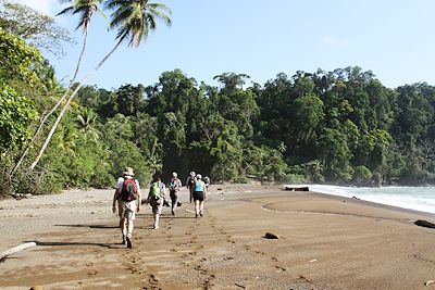 Randonnée sur la plage de la péninsule de Osa du Corcovado - Costa Rica