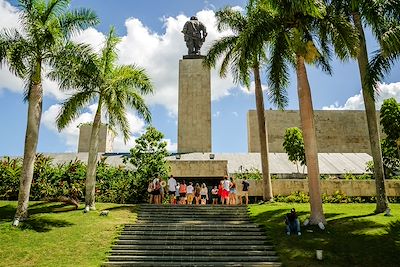 © William Cruz - Mausolée de Che Guevara - Santa Clara - Cuba Mausolée de Che Guevara - Santa Clara - Cuba