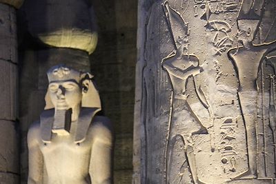 © Stéphanie Battet - Temple de Karnak à Louxor - Egypte Temple de Karnak à Louxor - Egypte