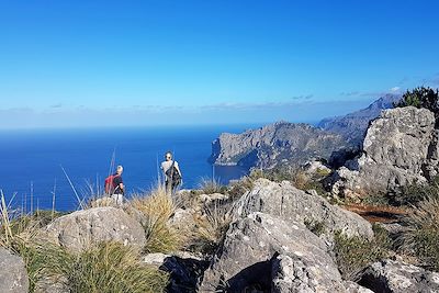 © Exploramunt - Randonnées au cœur de La Serra de Tramuntana Majorque - Espagne Randonnées au cœur de La Serra de Tramuntana Majorque - Espagne