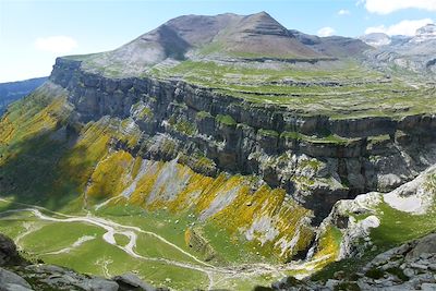 © Sarah Modolo - Le Canyon d'Ordesa dans les Pyrénées - Espagne Le Canyon d'Ordesa dans les Pyrénées - Espagne