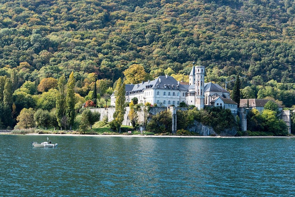 Voyage La Riviera des Alpes à vélo entre lacs et montagne 2