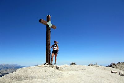© Peter Gregor - Sommet de l’Incudina - 2134 m – GR20 Sud - Corse - France Sommet de l’Incudina - 2134 m – GR20 Sud - Corse - France