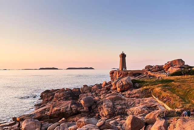 Voyage La côte de Granit Rose