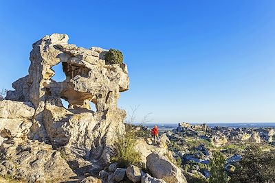 Le Val d'Enfer et les Baux de Provence - Parc Naturel Régional des Alpilles - Provence - France