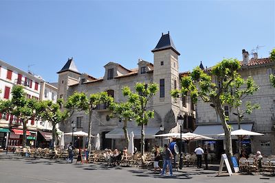 Dans les rue de Saint-Jean-de-Luz - France