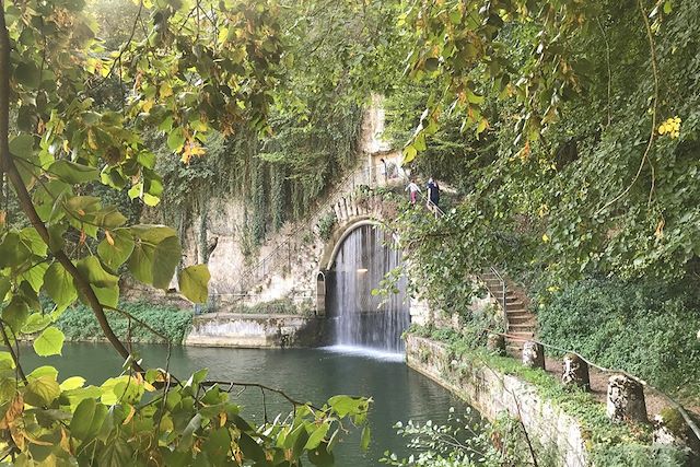 Forêts, collines, rivières et lacs : La vallée du Doubs à vélo, au fil de l'eau Voyage La vallée du Doubs à vélo, au fil de l'eau
