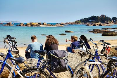 L'île de Bréhat et la côte de Granit Rose à vélo