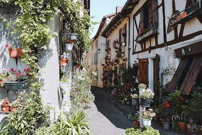 Rue Saint-Martin - Casseneuil - Lot-et-Garonne - France