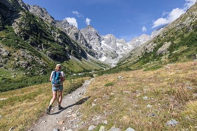 Randonnée vers le refuge des Bans - Vallée de la Vallouise - Parc national des Ecrins - France