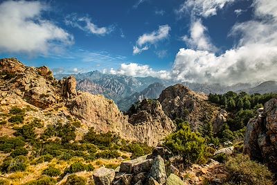 © rochagneux / Adobe Stock - Randonnée en Corse - France Randonnée en Corse - France