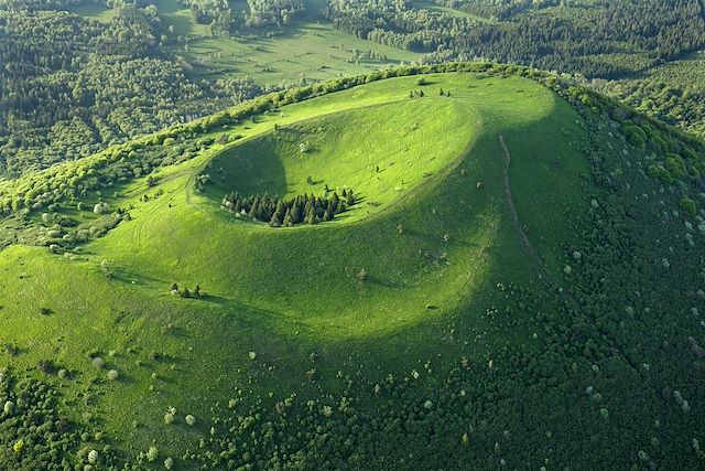 Volcans : Au cœur des géants d'Auvergne Voyage Au cœur des géants d'Auvergne