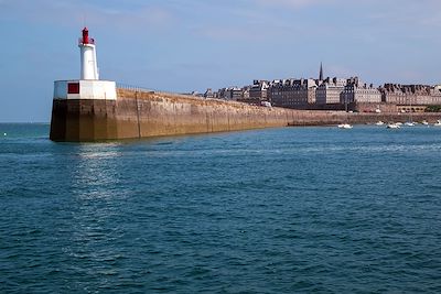© Unukorno - Côte Émeraude - France Côte Émeraude - France