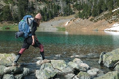 Trek au bord du lac du  massif du Néouvielle