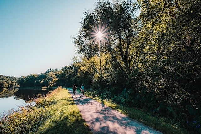 Voyage Vélo en famille au Morbihan, entre nature et océan