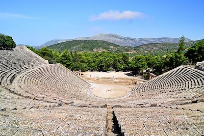 © alxpin / iStock - Épidaure - Péloponnèse - Grèce Épidaure - Péloponnèse - Grèce