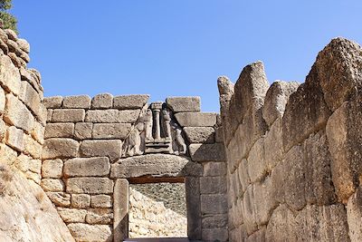 © frentusha / iStock - Mycènes - Porte des lionnes - Grèce Mycènes - Porte des lionnes - Grèce
