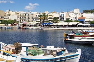 © Julie Afsa - Aghios Nikolaos - Crete - Grèce Aghios Nikolaos - Crete - Grèce