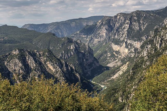 Voyage : Canyons et villages du Zagori sauvage Voyage Canyons et villages du Zagori sauvage