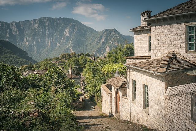 Voyage : Canyons et villages du Zagori sauvage Voyage Canyons et villages du Zagori sauvage