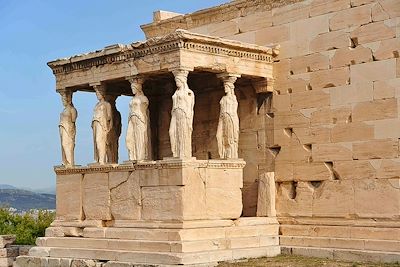Temple Érechthéion et ses Caryatides - Acropole - Athènes - Grèce
