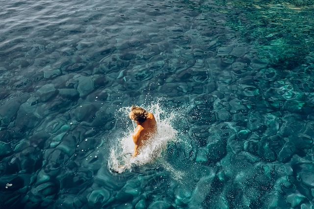 Voyage Cap sur l'île de Kythnos et escale libre à Athènes