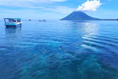 Snorkeling à Bunaken - volcan Manado tua - Sulawesi - Indonésie 