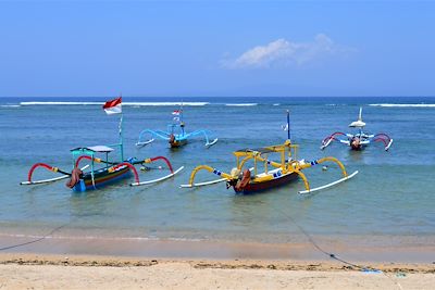 © Dora - Sanur - Bali - Indonésie Sanur - Bali - Indonésie
