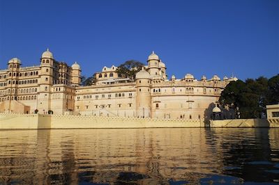 Le Lake Palace sur le Lac Pichola - Inde