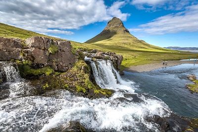 Kirkjufellsfoss - Grundarfjordur - Isande