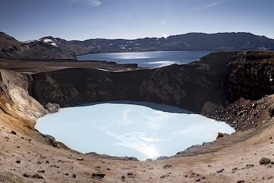© Michel Candoni - Cratère Viti - Lac de Myvatn - Région du Norðurland eystra - Islande Cratère Viti - Lac de Myvatn - Région du Norðurland eystra - Islande