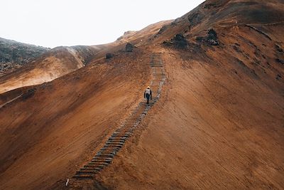 © Ivan Haidutski / Stocksy - Randonnée - Islande Randonnée - Islande