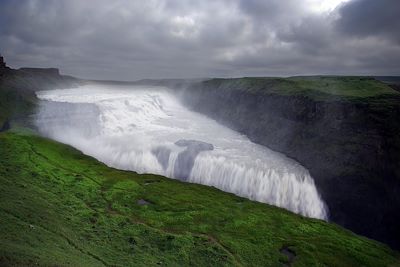 © Michel Candoni - Gullfoss la « chute des Dieux » - Cercle d'Or - Islande Gullfoss la « chute des Dieux » - Cercle d'Or - Islande