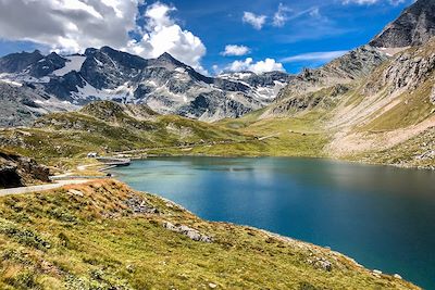 © okfoto / iStock - Lac Agnel - Grand Paradis - Italie Lac Agnel - Grand Paradis - Italie