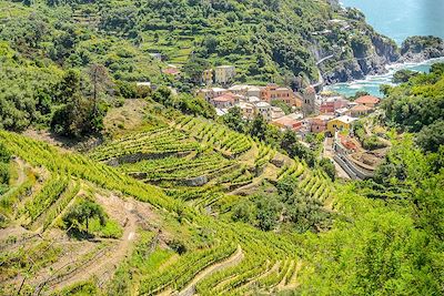 © karamysh / Adobe Stock - Monterosso - Cinque Terre - Italie Monterosso - Cinque Terre - Italie