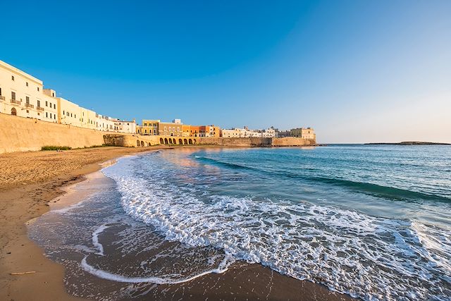 Voyage : Les Pouilles sur les rails  Voyage Les Pouilles sur les rails