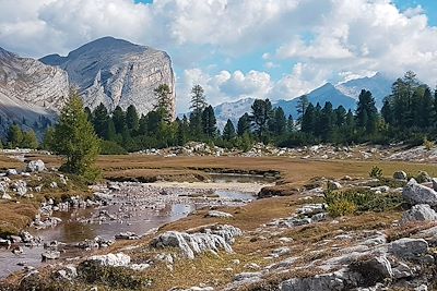 © Bruno Poinson - Parc naturel - Fanes-Sennes-Braies - Dolomites - Italie Parc naturel - Fanes-Sennes-Braies - Dolomites - Italie