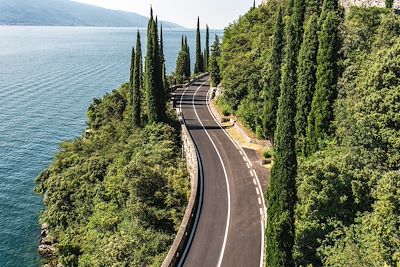 Route - Lac de Garde - talie